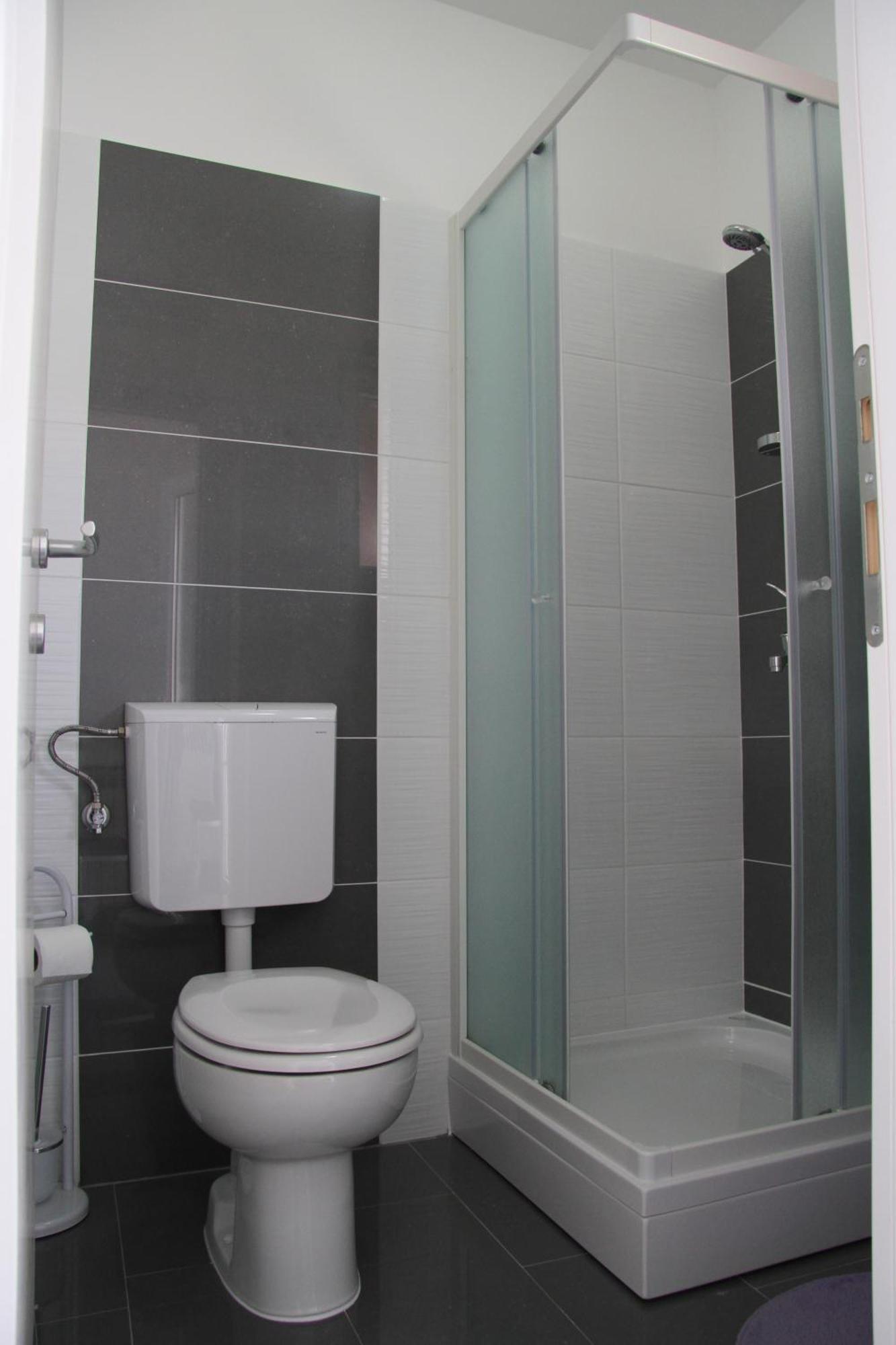 Apartment Paula With Private Jacuzzi And Parking- Near The Beach Zadar Exterior foto